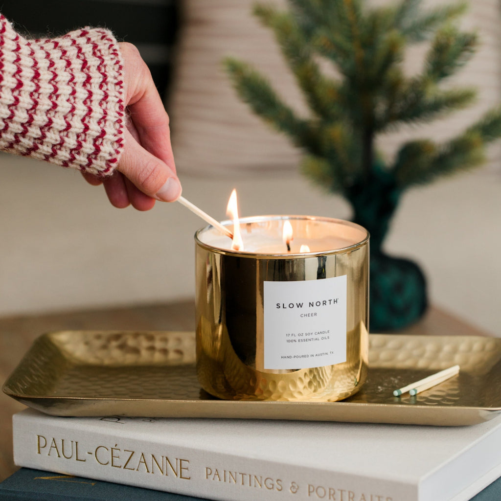 3-Wick Candle – Limited Edition Holiday Candle With Soy Wax & Gold Vessel