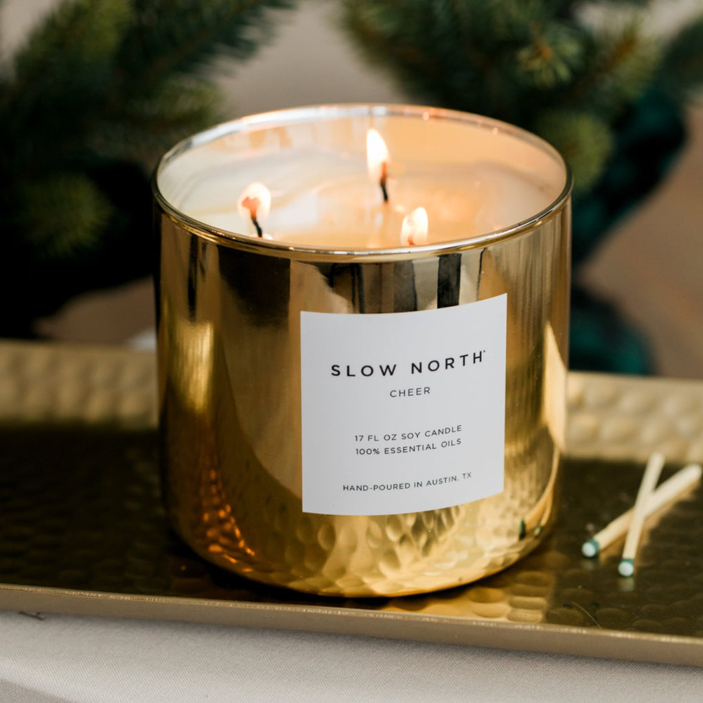 3-Wick Candle – Limited Edition Holiday Candle With Soy Wax & Gold Vessel